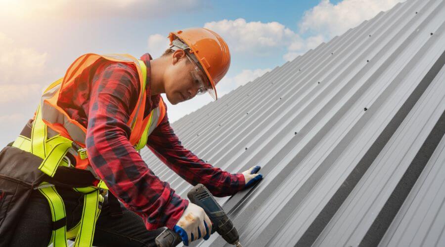 Professional Emergency Roof Repairs services in Ringwood, OK